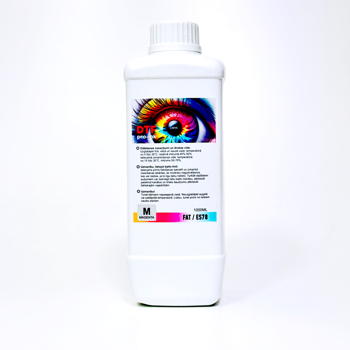 DTF krāsa viena litra pudelē 1L. Magenta krāsa. Balta necaurspīdīga pudele, droša prret gaismas iedarbību uz tintes pigmentu.