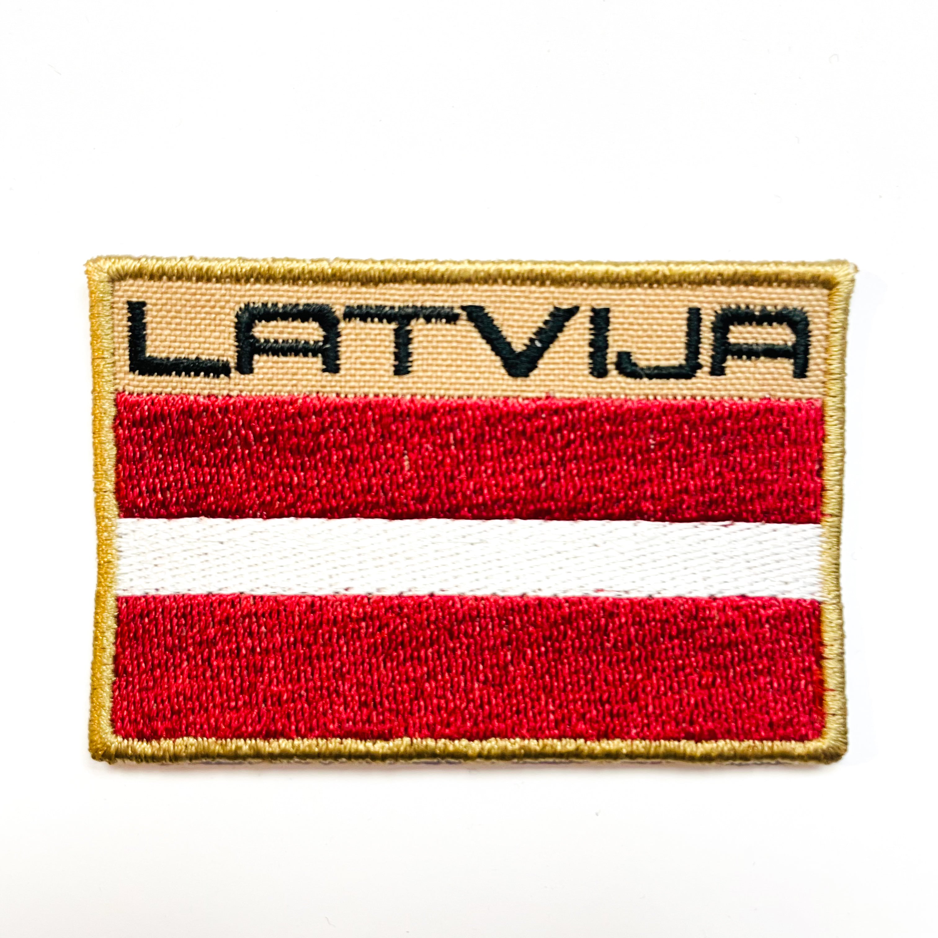 Uzšuve Latvija bēšīga