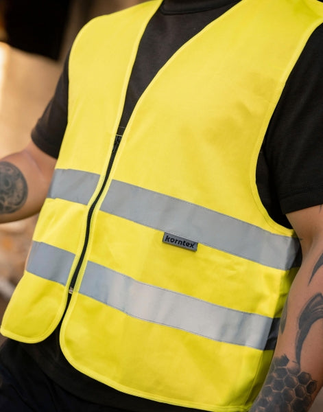Cologne veste ar atstarojošām līnijām